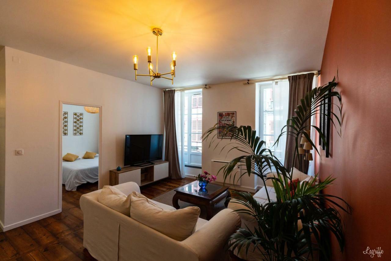 Magnifique Appartement Hypercentre Toutes Commodites Bayonne Exteriér fotografie